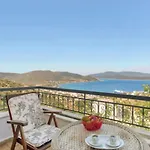 Marmari View Villa *